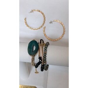 Kinsley Armelle Green Agate bracelet stack with Gold hoop earrings
